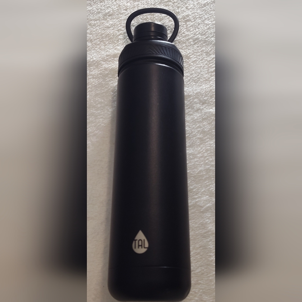 NWT! TAL 26oz Tumbler Thermos